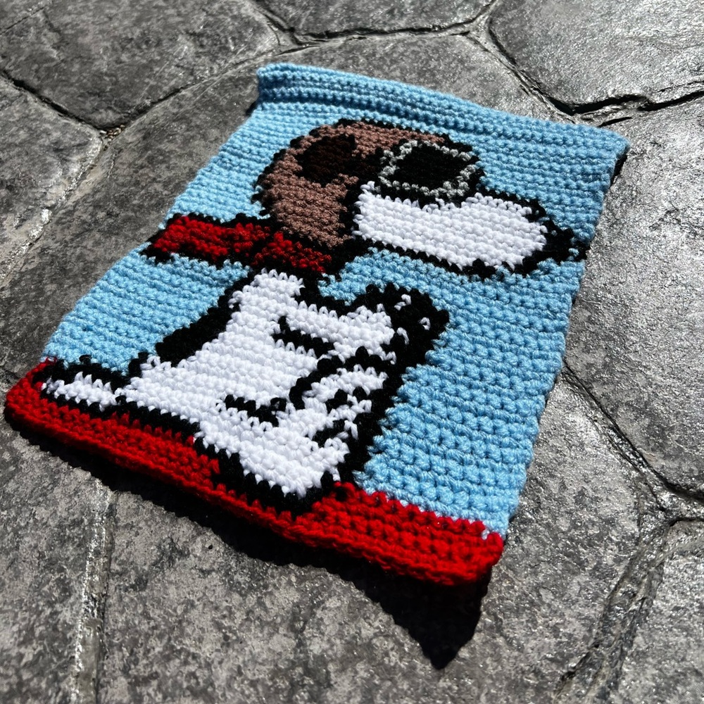 Hand Crocheted The Red Baron Snoopy Small Tapestry! - Picture 2 of 10